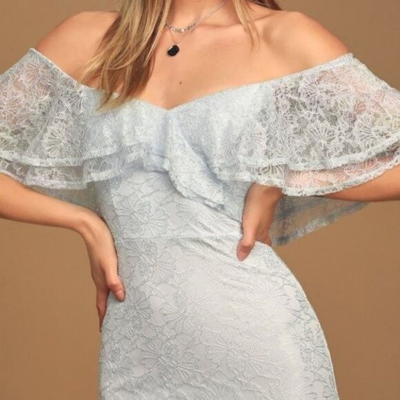 Lulu's Feeling Amorous Lace Maxi Dress size large - Picture 5 of 8